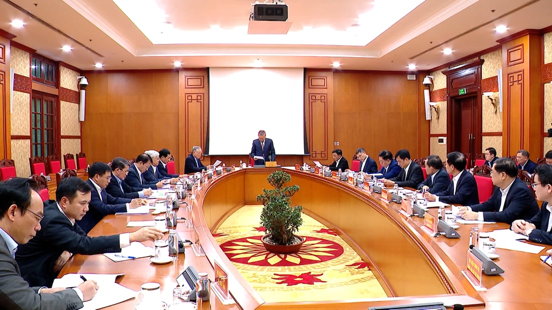 Party chief chairs 1st meeting of steering committee for science, technology development